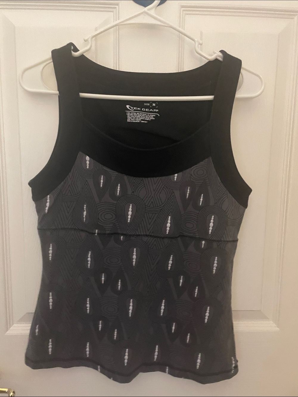 tek gear Black & Gray Geometric Athletic Tank